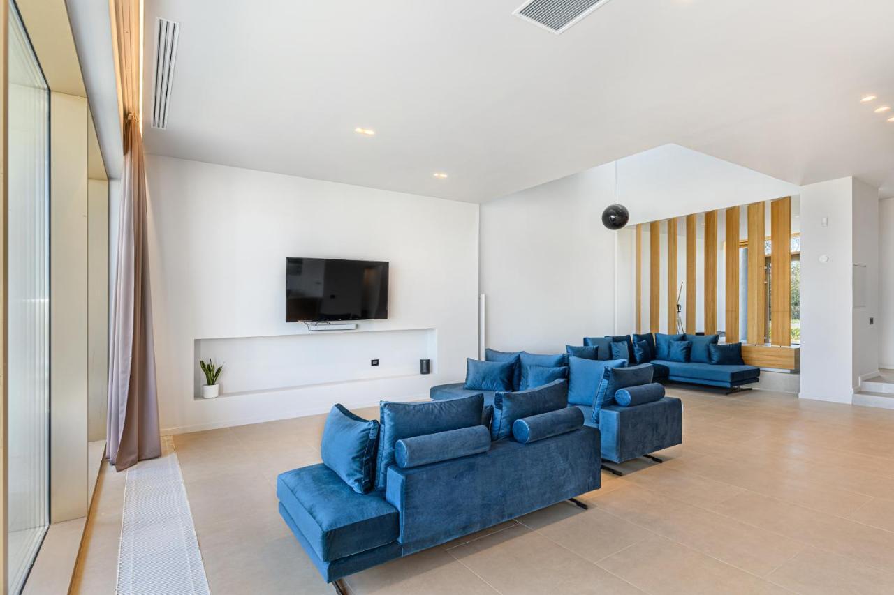 Seascape Villa Ефорие Суд Екстериор снимка