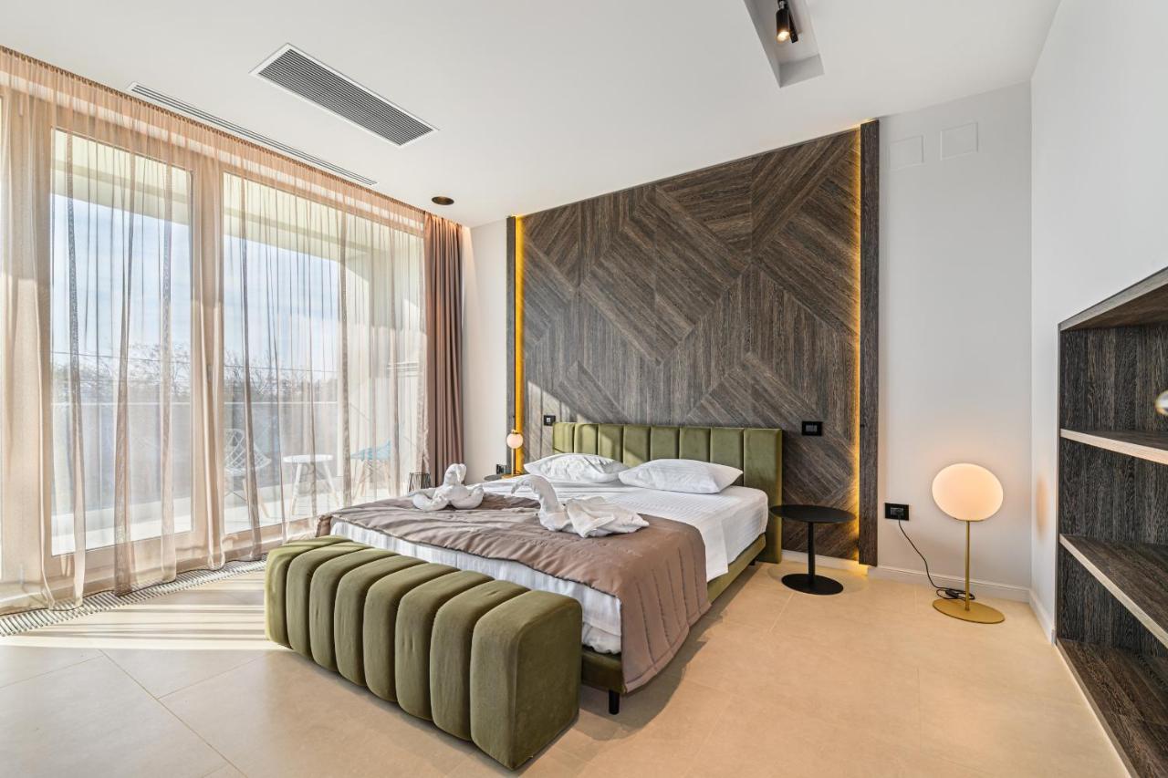 Seascape Villa Ефорие Суд Екстериор снимка