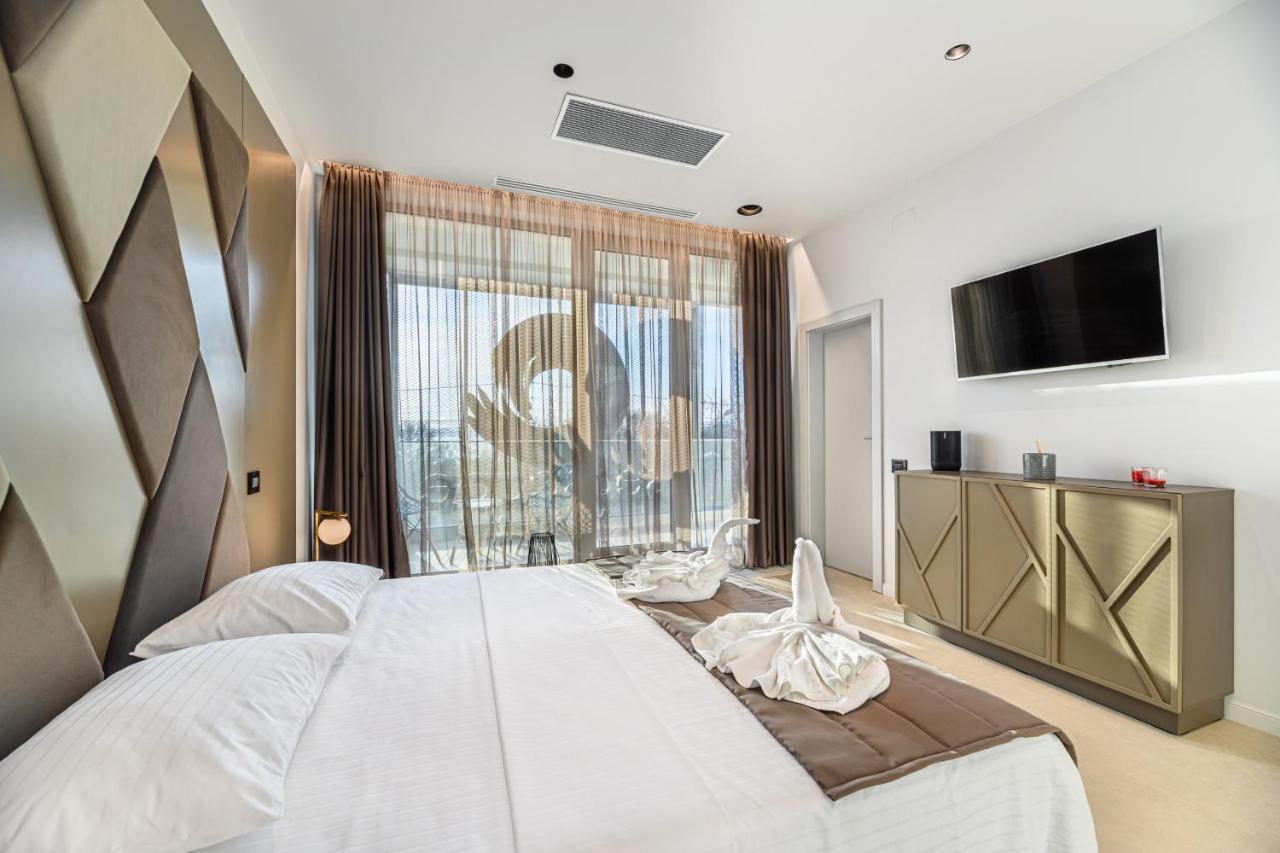 Seascape Villa Ефорие Суд Екстериор снимка
